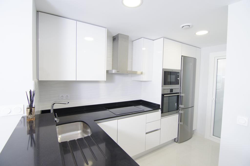 Ocean View By Mar Holidays Arenales del Sol Zimmer foto