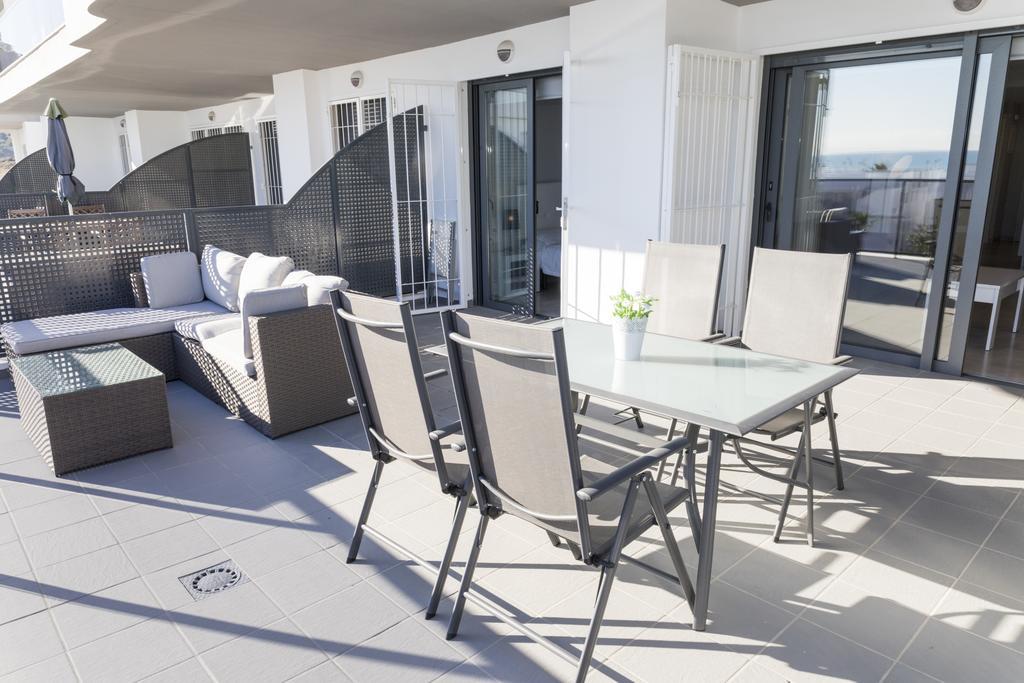 Ocean View By Mar Holidays Arenales del Sol Exterior foto
